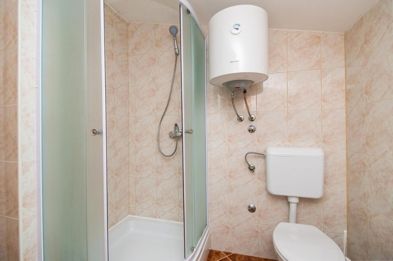 Apartment Tommy Privlaka  Ngoại thất bức ảnh